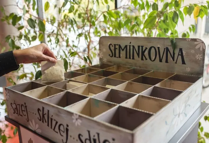 Pro všechny - Studijní a vědecká knihovna v Hradci Králové