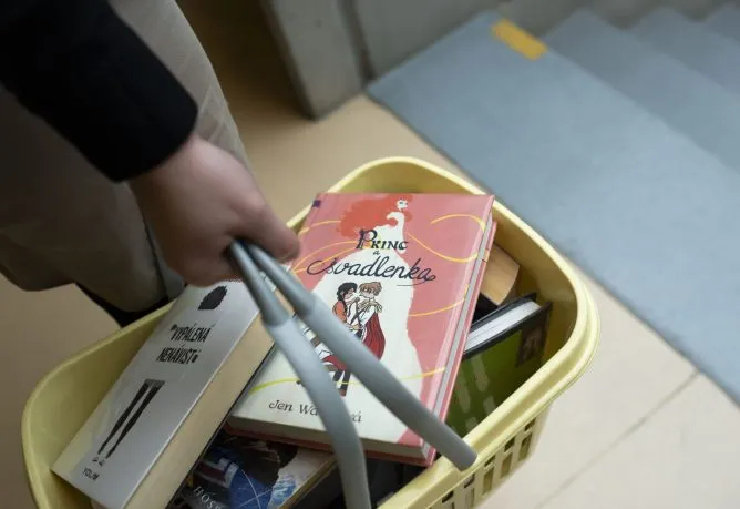 Informační podpora - Studijní a vědecká knihovna v Hradci Králové