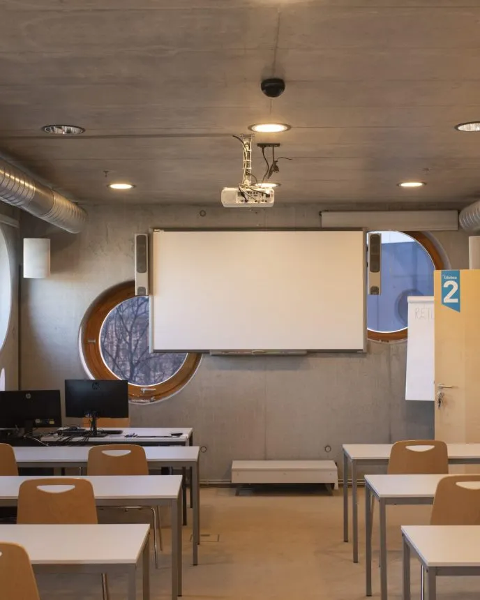 Interiér - Studijní a vědecká knihovna v Hradci Králové