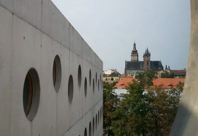 Region - Studijní a vědecká knihovna v Hradci Králové
