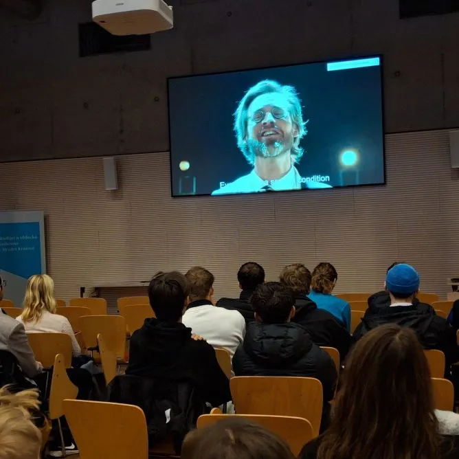 Lekce - Studijní a vědecká knihovna v Hradci Králové
