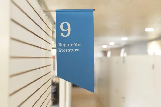 Region - Studijní a vědecká knihovna v Hradci Králové